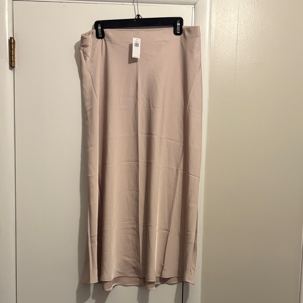 Old Navy Elegant Cream Women's Skirt